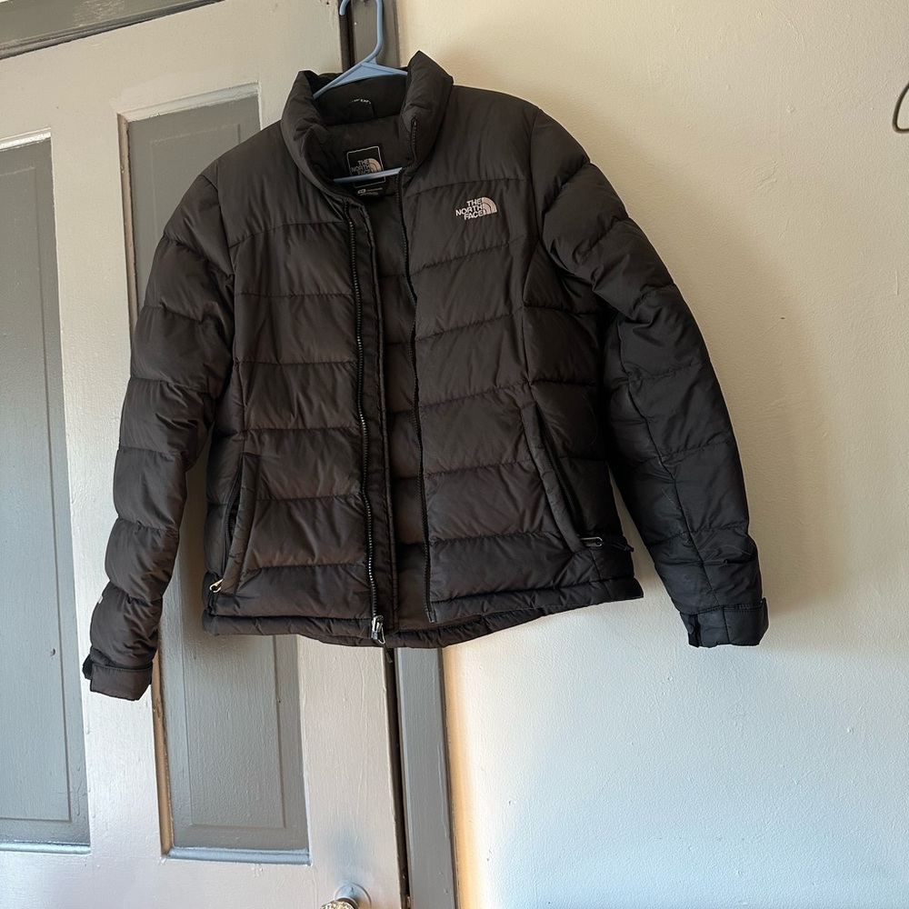 The north face puffer jacket 700 - Picture 1 of 9